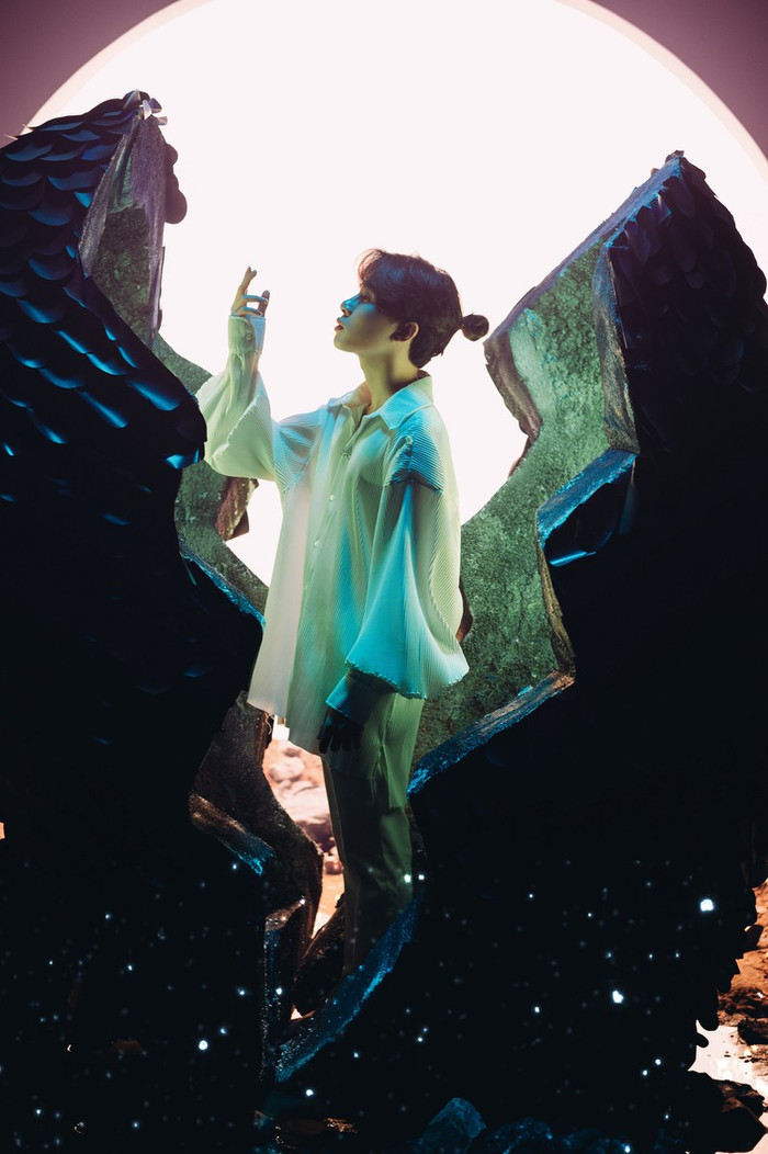 Jack khoe lưng trần trong teaser MV mới, khiến fan 'thấp thỏm' vì giấu nhẹm tên bài Ảnh 2