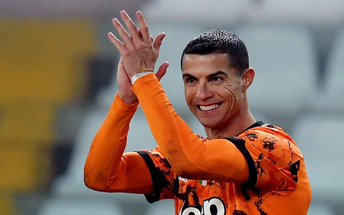 Ronaldo vượt mặt Ibrahimovic, dẫn đầu cuộc đua Vua phá lưới Serie A Ảnh 2