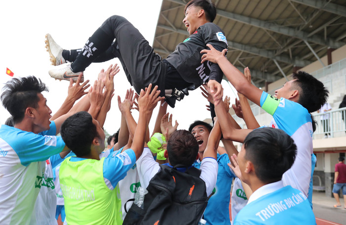 Đại học Cần Thơ đã xuất sắc vào chung kết SV-League 2020.