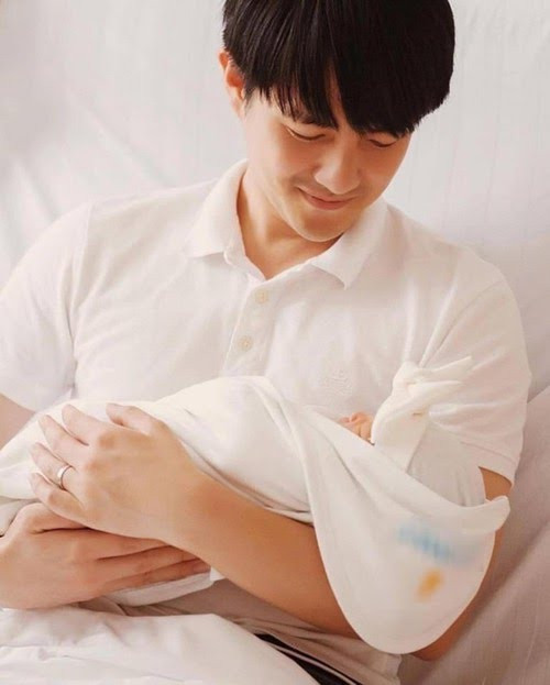 Những khoảnh khắc khiến bao người lịm tim.