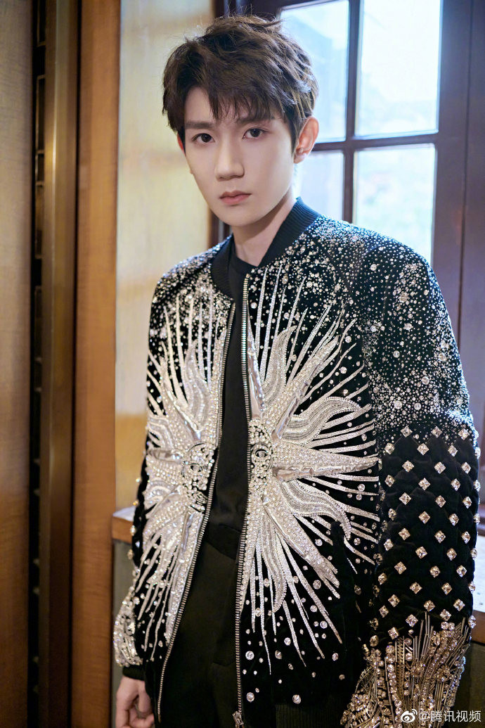 Tinh Quang đại thưởng 2020: Vương Nhất Bác - Tiêu Chiến nhận cùng một giải thưởng Ảnh 3