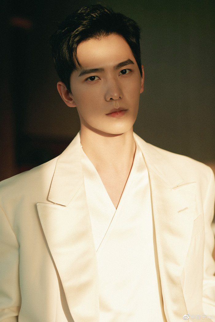 Tinh Quang đại thưởng 2020: Vương Nhất Bác - Tiêu Chiến nhận cùng một giải thưởng Ảnh 2