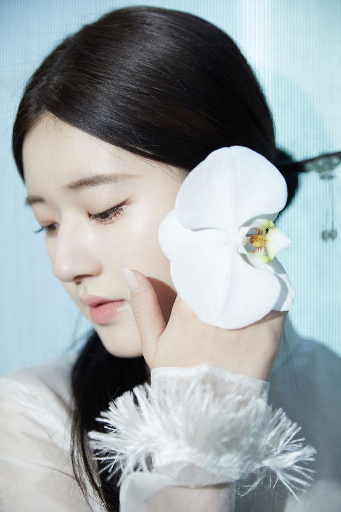 Triệu Lộ Tư.