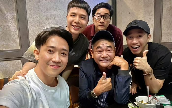 Sau ồn ào với Cát Phượng, NSND Việt Anh hội ngộ Trấn Thành - Trịnh Thăng Bình: Đàn em hết mực nể trọng! Ảnh 2