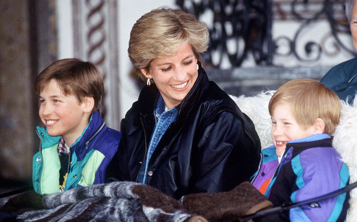 6 quy tắc lâu đời của hoàng gia Anh bị phá vỡ bởi Công nương Diana Ảnh 2