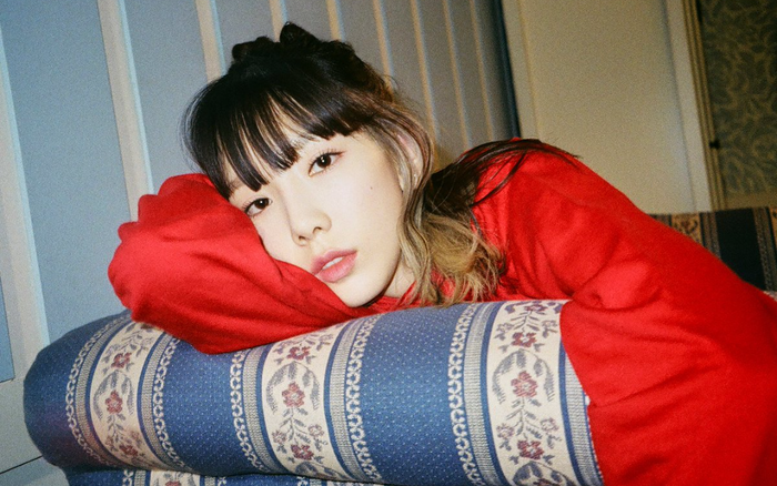 Không quảng bá trên sân khấu, Taeyeon vẫn chiêu đãi fan với What Do I Call You phiên bản 'nuốt đĩa' Ảnh 2