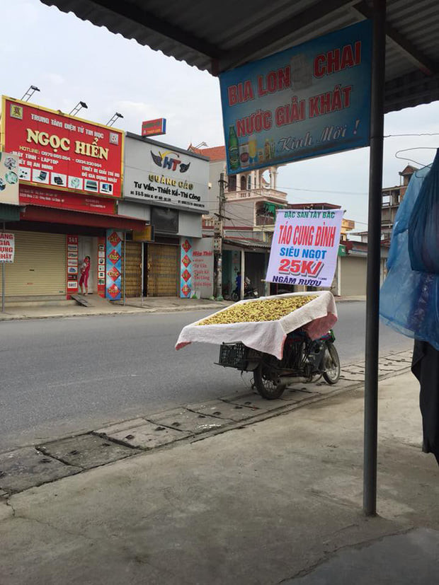 Ông chú bán trái cây khiến người mua 'dở khóc dở cười' với cách Việt hóa cực bá đạo Ảnh 9