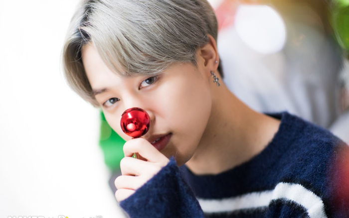 'Đánh úp' fan bằng món quà Noel, Jimin khiến nhiều người tan chảy bởi sự ngọt ngào của mình Ảnh 2