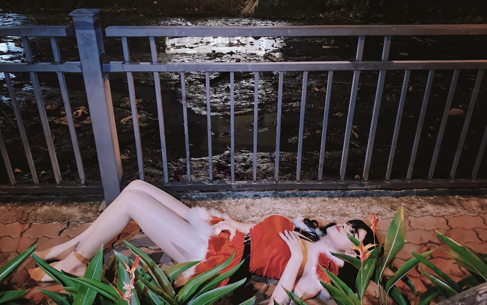 Trần Đức Bo hoá trang thành 'bà già Noel' gây nhức mắt cộng đồng mạng Ảnh 2