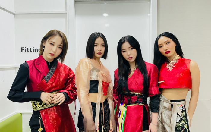 Cư dân mạng Trung Quốc chỉ trích MAMAMOO vì mặc Hanbok có ngôn ngữ gây xúc phạm Ảnh 2
