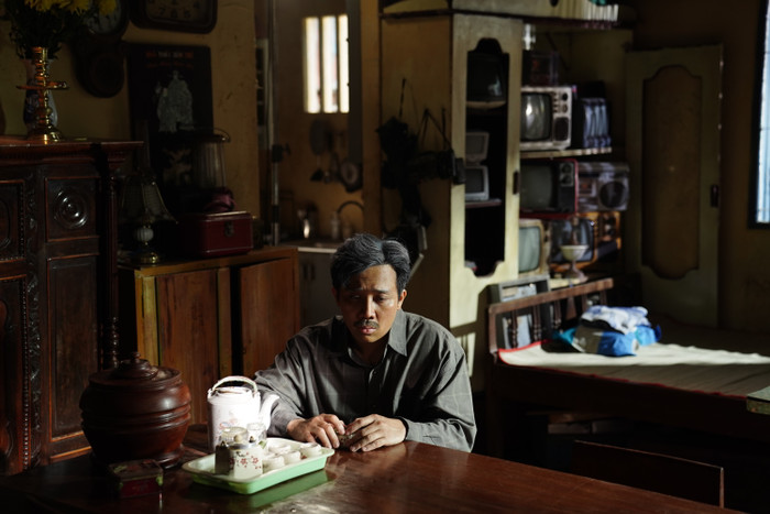 Trấn Thành đã nâng cấp 'Bố già' từ web-drama sang phiên bản điện ảnh như thế nào? Ảnh 1