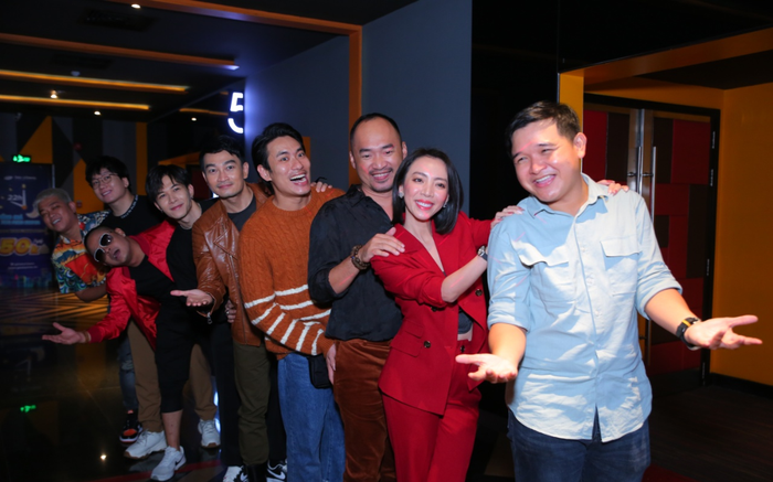 Choáng ngợp với lượng fan đổ đến cinetour 'Chị Mười Ba: 3 Ngày sinh tử' Ảnh 2