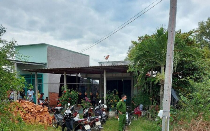 Nghi phạm sát hại cụ bà 79 tuổi ở Long An rồi giấu xác trong nhà vệ sinh được tại ngoại để sinh con Ảnh 2