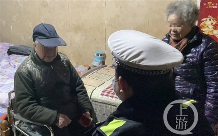 Giận vợ nấu ăn mặn, giữ thẻ lương suốt hơn 30 năm, cụ ông 80 tuổi bỏ nhà ra đi Ảnh 2