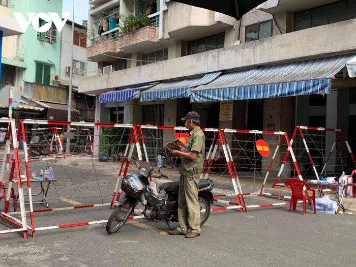 BN 1451 có lịch trình di chuyển dày đặc: Ở chung cư; ghé nhiều nơi như quán cà phê, ngân hàng, khách sạn Ảnh 1