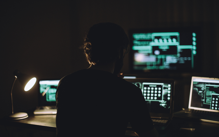 Cảnh báo mã độc nguy hiểm núp bóng email quà tặng cuối năm: Tinh vi đến nỗi ai cũng có thể bị lừa Ảnh 2