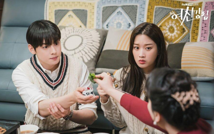 'True Beauty': Cha Eun Woo bất ngờ có màn ra mắt gia đình nhà gái Moon Ga Young Ảnh 2