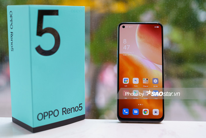 Camera trước của OPPO Reno5 có thông số lên tới 44MP.