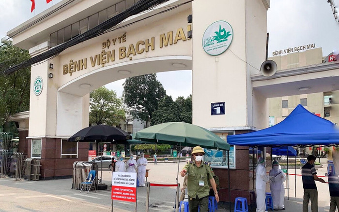 'Nội bất xuất, ngoại bất nhập' tại Bệnh viện Bạch Mai thời điểm ổ dịch được phát hiện