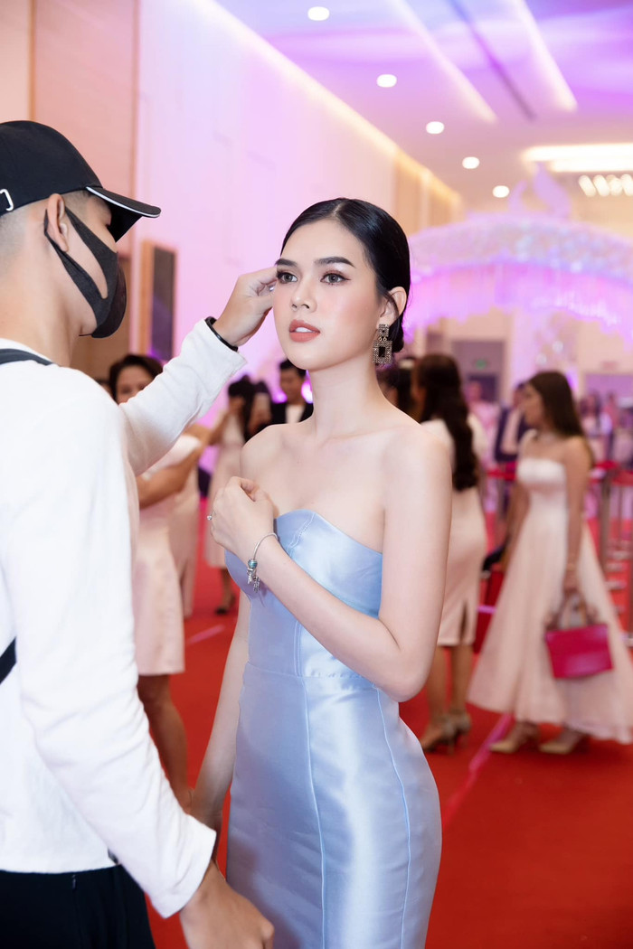 Lê Ngọc Trinh ồn ào với việc tố trai đẹp Lê Thành Phong 'cắm sừng'.