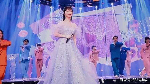 Tiêu Chiến, Địch Lệ Nhiệt Ba không nên duyên với Dương Tử, Hoàng Cảnh Du trong đêm gala Ảnh 9