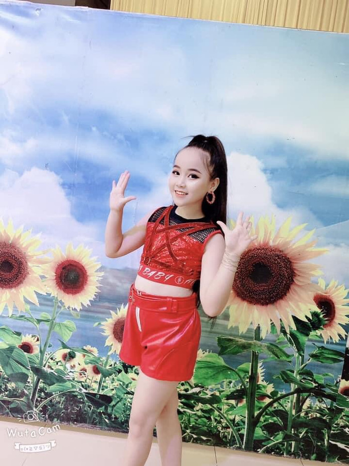 Khánh Linh đội Vũ Cát Tường - MC ILL hâm mộ Sơn Tùng, quyết học nhảy để thần thái xuất sắc' như BLACKPINK Ảnh 11