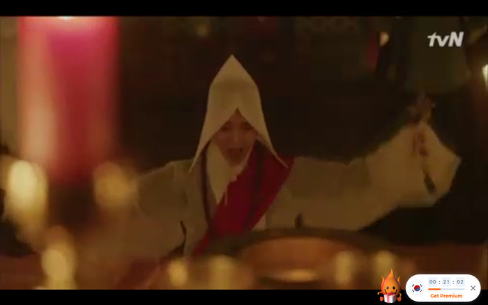 'Mr. Queen' tập 7: Shin Hye Sun hoảng hốt vì hai linh hồn sáp nhập thành một Ảnh 17