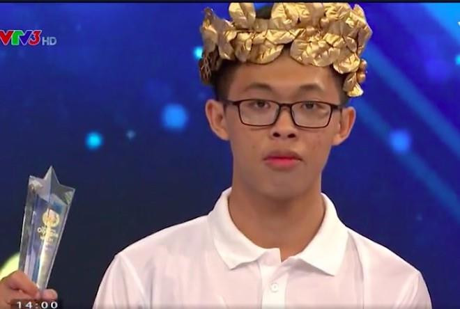 Nguyễn Tấn Khải giành vòng nguyệt quế cuộc thi tuần.