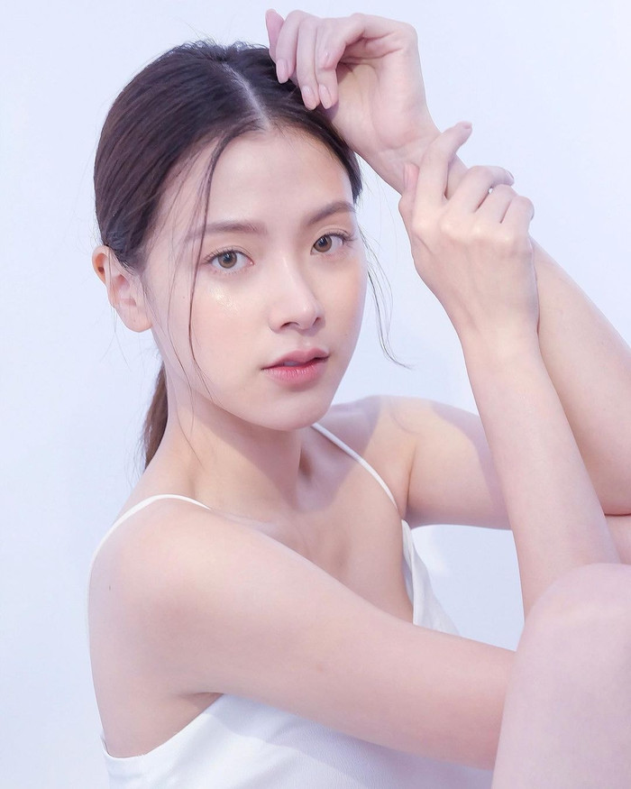 Baifern Pimchanok sẽ là nữ chính trong phim truyền hình mới của đài ONE31 được chuyển thể từ tiểu thuyết Ảnh 9