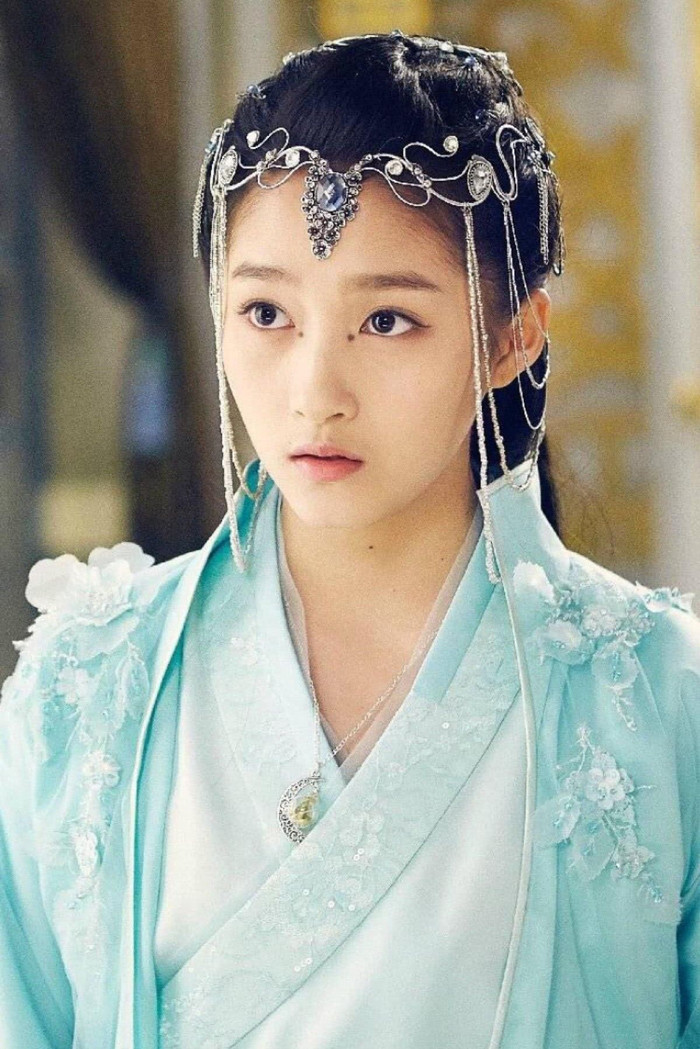 Khi Dương Tử, Dương Mịch, Quan Hiểu Đồng đảm nhận vai 'đệ nhất mỹ nhân' Ảnh 7