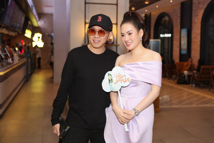 Họp báo 'Giữa những tầng mây': Anh Đức - Diễm Trần bị nghi 'phim giả tình thật' Ảnh 10