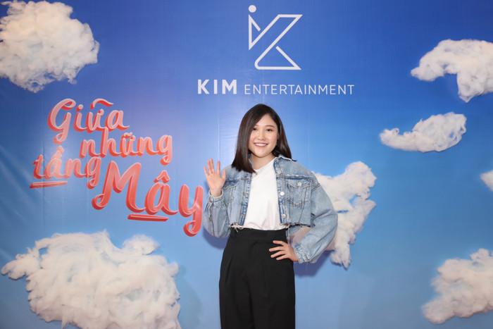 Họp báo 'Giữa những tầng mây': Anh Đức - Diễm Trần bị nghi 'phim giả tình thật' Ảnh 16