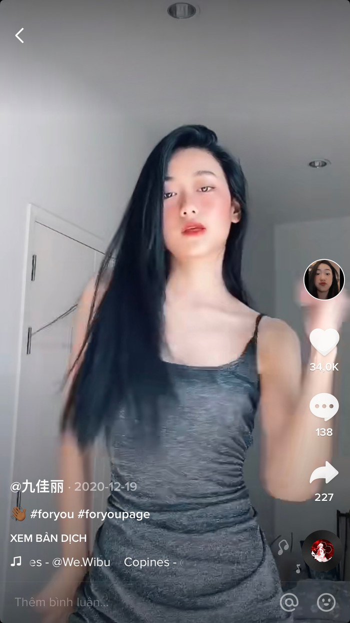 Cô nàng cũng sở hữu khả năng nhảy nhót hệt Lê Bống