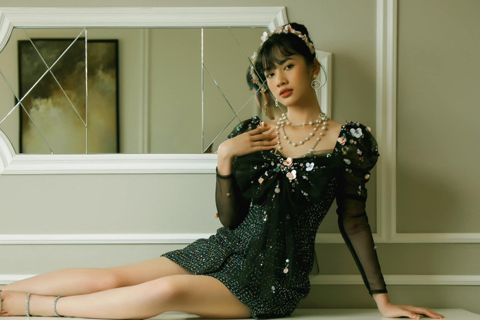 Cẩm Đan - 'Người yêu tin đồn' của doanh nhân Đức Huy: Xinh đẹp hút hồn, nàng thơ sàn runway được săn đón Ảnh 9