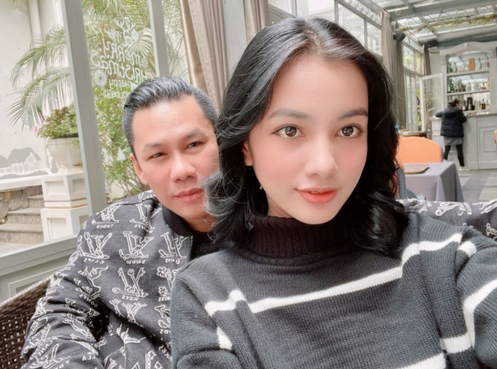 Thông tin doanh nhân Đức Huy hẹn hò người đẹp Cẩm Đan khiến nhiều người chú ý.