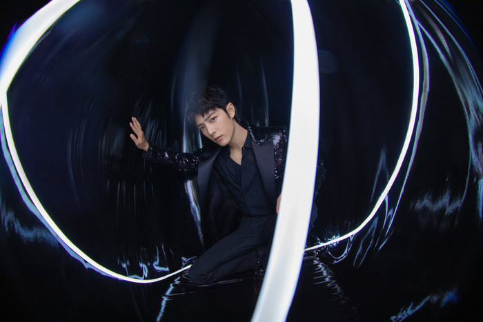 Tiêu Chiến là nghệ sĩ Hoa Ngữ được yêu thích nhất tại Thái Lan, Vương Nhất Bác mãi đuổi theo sau Ảnh 8