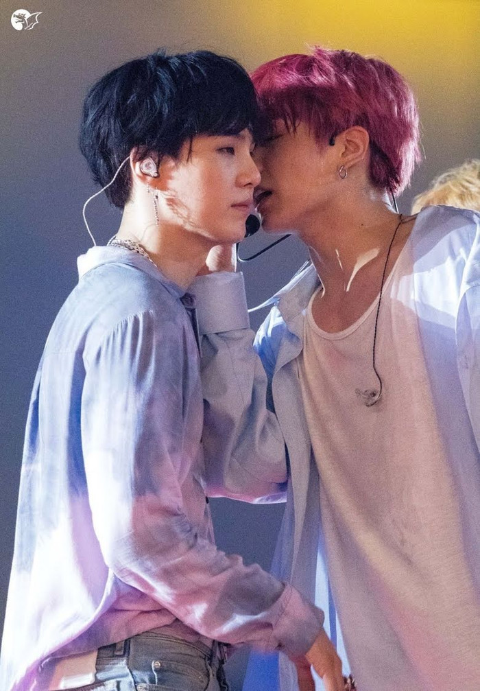 12 cặp đôi K-Pop có số fanfiction nhiều nhất năm 2020, thuyền VKook giật luôn no.1 Ảnh 11