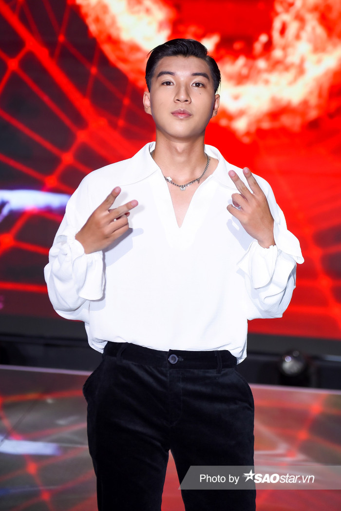 HIEUTHUHAI ngưỡng mộ 'hoàng tử mắt hí' Đăng Bách, khen ngợi Vũ Cát Tường - MC ILL quá hợp nhau Ảnh 5