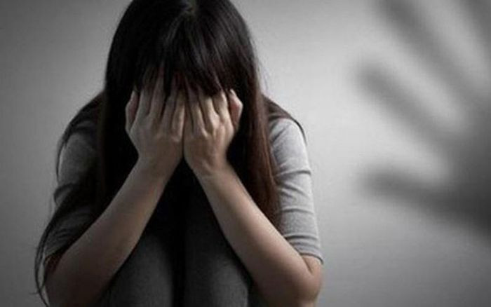 Bắt khẩn cấp người đàn ông 31 tuổi để điều tra hành vi cưỡng hiếp bé gái 7 tuổi Ảnh 1