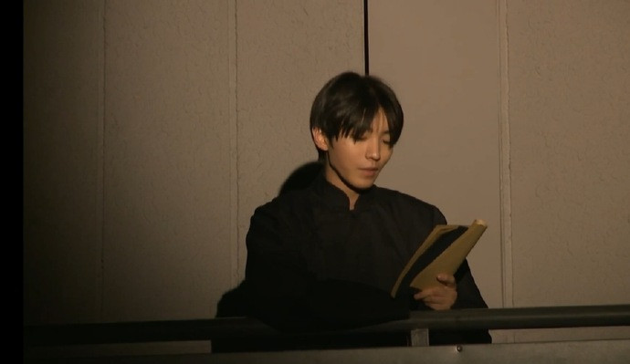 Fan Vương Tuấn Khải khen thần tượng độc thoại hay nhưng 'team qua đường' không cho là thế Ảnh 8