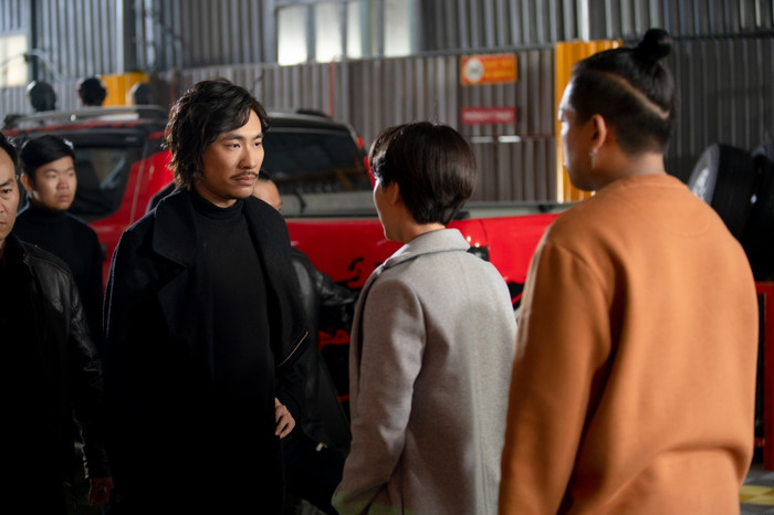 Kiều Minh Tuấn chủ động hạ tiền catxe khi được Thu Trang mời đóng 'Chị Mười Ba - 3 ngày sinh tử Ảnh 9