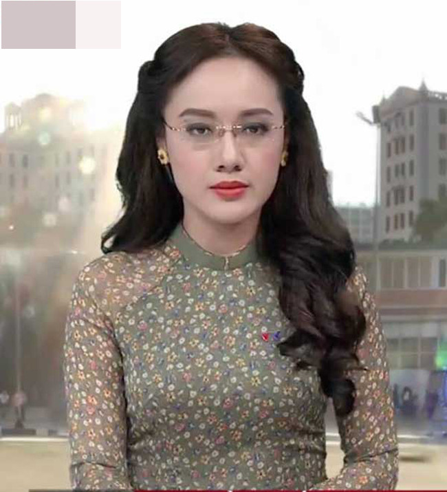 Những hình ảnh trên truyền hình của BTV Hoài Anh trông có vẻ đứng tuổi nhưng hình ảnh đời thường lại rất trẻ trung