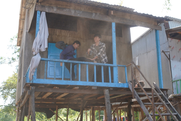 Lý Hải khiến khán giả 'tiếc đứt ruột' vì chi tiền tỷ dựng nhà sàn trong làng Chăm  ra chỉ để... phá