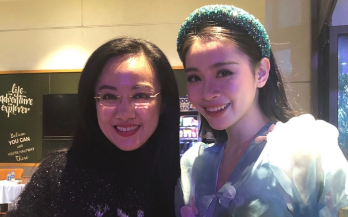 BTV Hoài Anh đứng chung thí sinh Hoa hậu sinh năm 2000, trẻ đẹp cứ như 20 tuổi Ảnh 2