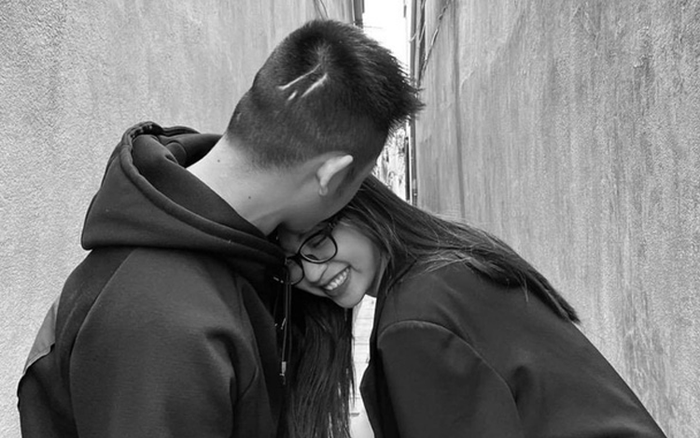 Chia tay Quang Hải, Nhật Lê công khai âu yếm tình mới Ảnh 2