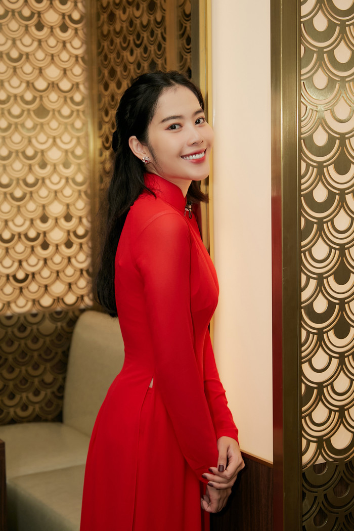 Thay thế Mâu Thủy ở chặng đua lần này, fan háo hức sự thể hiện của Nam Em sẽ đưa về kết quả tốt đẹp cho team Nón lá.