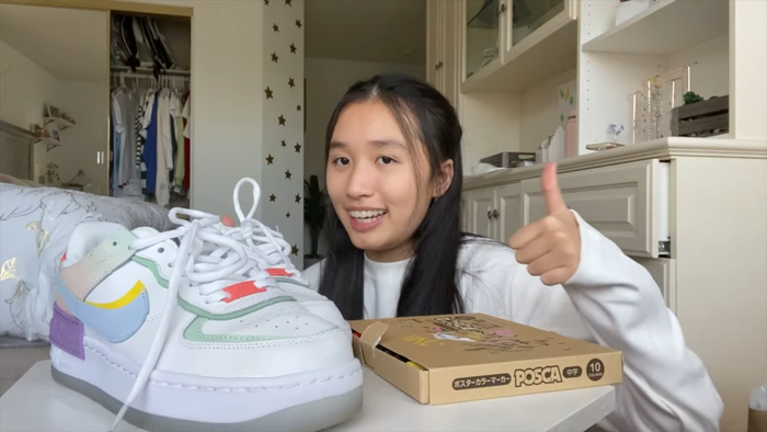 Nhưng không lãng phí đâu nhé vì đây chỉ là giày 'fake' mà thôi