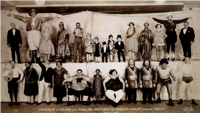 Chuyện cảm động về người phụ nữ xấu nhất thế giới phải 'bán mặt' để nuôi con Ảnh 6