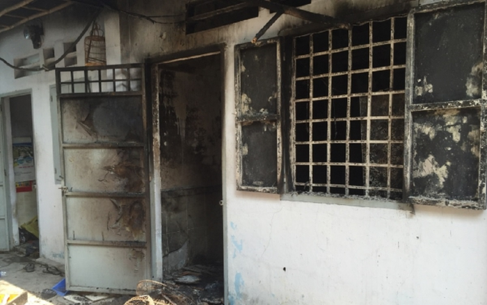 Đôi nam nữ chết cháy trong nhà vệ sinh của phòng trọ khóa trái cửa Ảnh 2