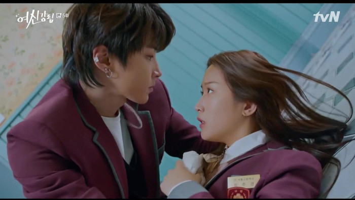 True Beauty sẽ đem đến một cảm giác bình yên cho những tâm hồn muốn bình tìm sự thanh thản sau những những lần nóng máu với The Penthouse. 